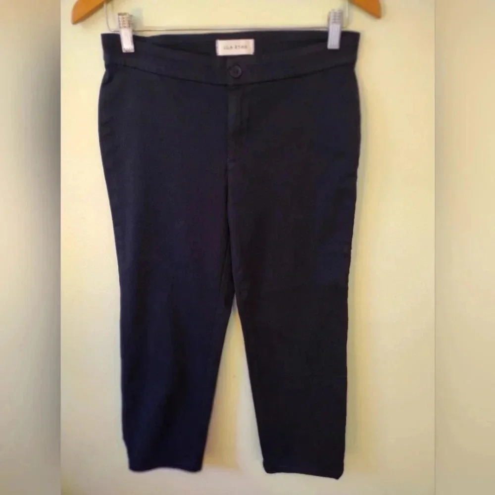 Lila Ryan size‎ 4 navy cropped trouser pants